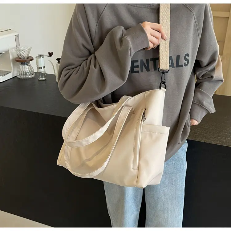 Waterproof Nylon Shoulder Bag Large Capacity Light Grey — feature 42
