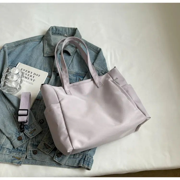 Waterproof Nylon Shoulder Bag Large Capacity Light Grey — feature 50