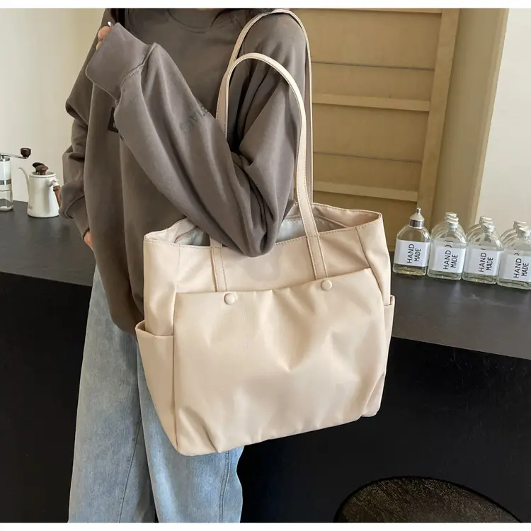 Black Nylon Shoulder Bag for Women Urban Travel — feature 27