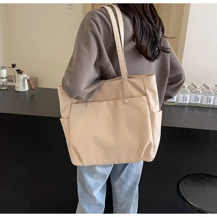 Black Nylon Shoulder Bag for Women Urban Travel — feature 28