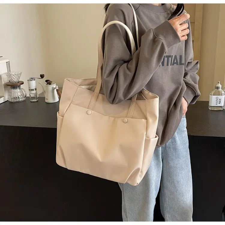 Black Nylon Shoulder Bag for Women Urban Travel — feature 30