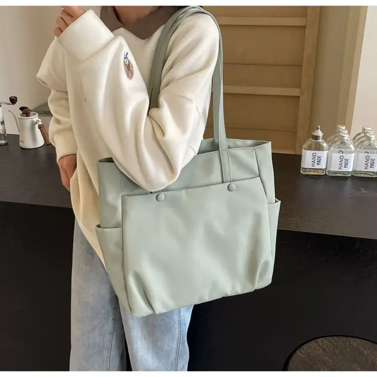 Black Nylon Shoulder Bag for Women Urban Travel — feature 34
