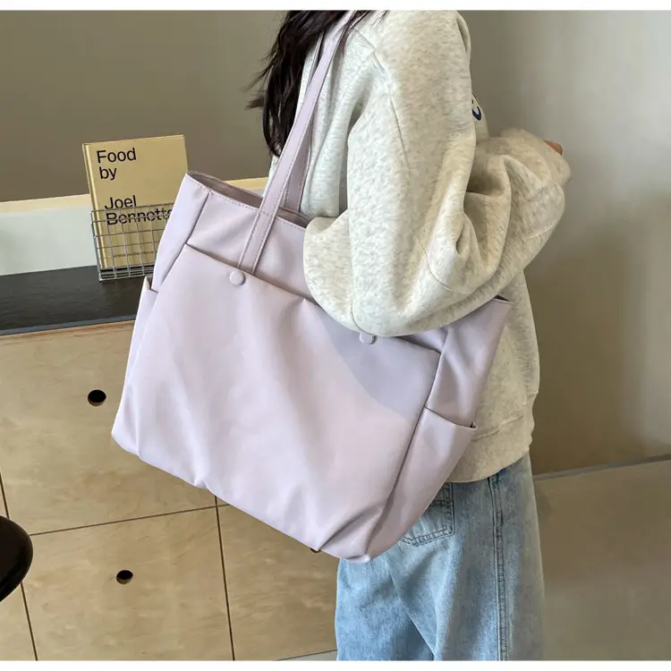 Black Nylon Shoulder Bag for Women Urban Travel — feature 39