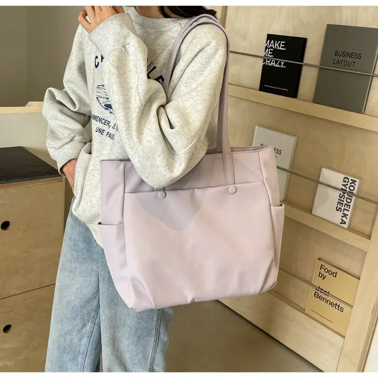 Black Nylon Shoulder Bag for Women Urban Travel — feature 41