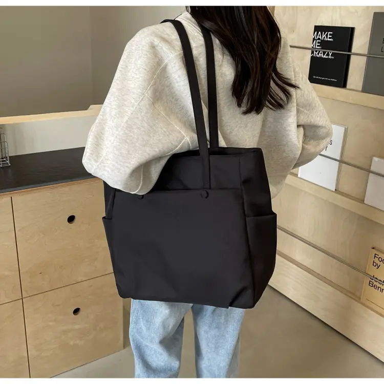Black Nylon Shoulder Bag for Women Urban Travel — feature 45