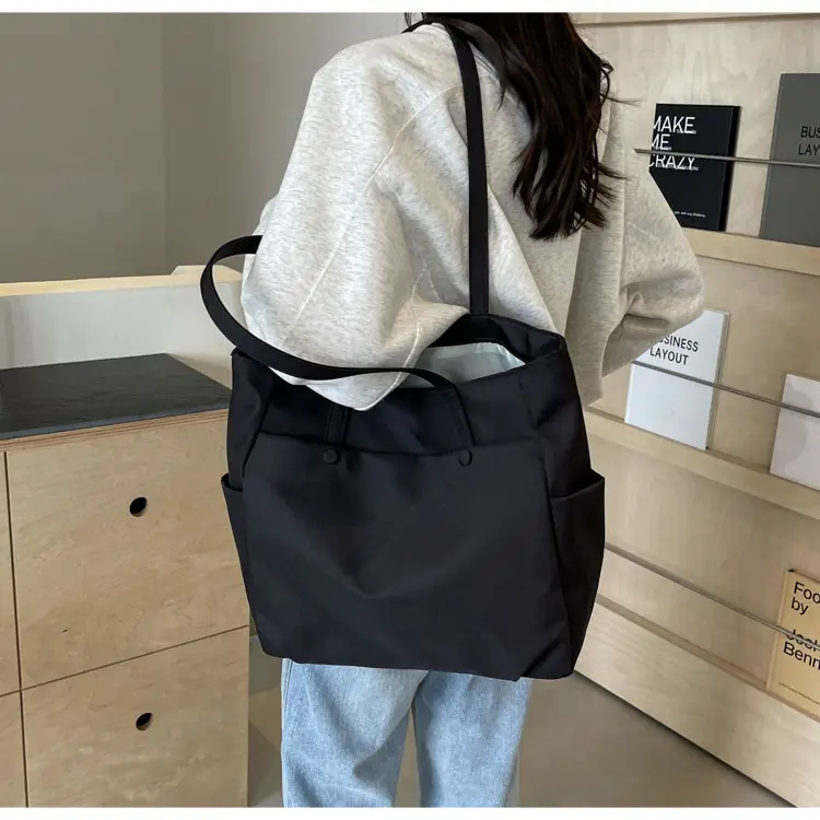 Black Nylon Shoulder Bag for Women Urban Travel — feature 48