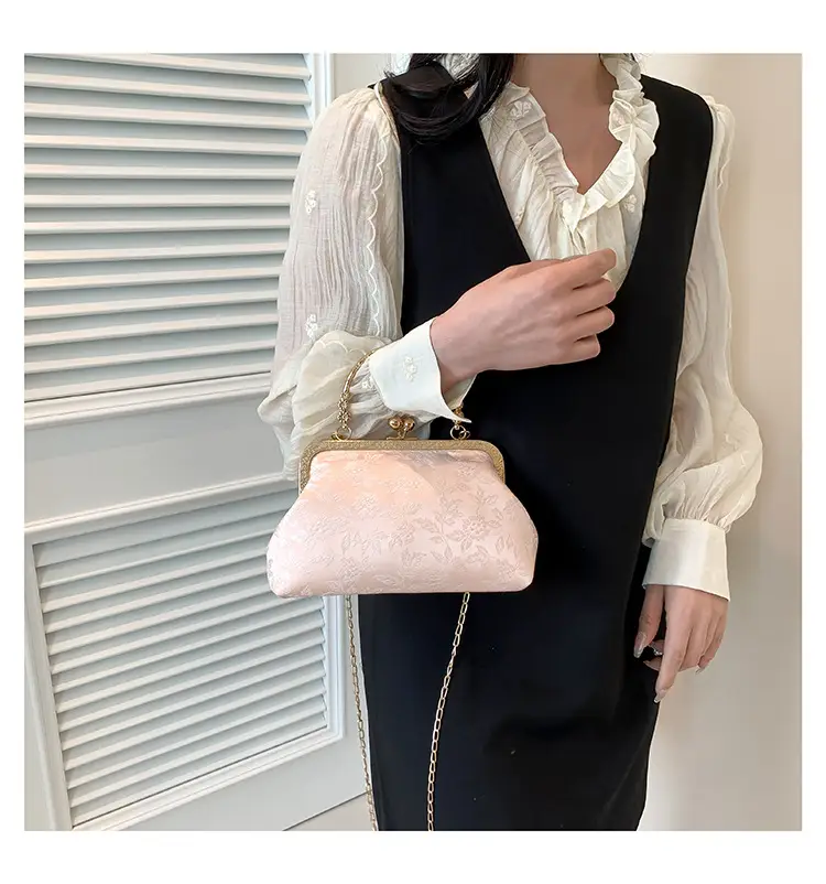 Women's Pink Lace Chain Shoulder Bag 2024 New Arrival — feature 16