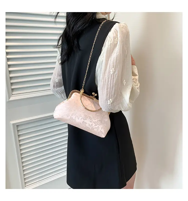Women's Pink Lace Chain Shoulder Bag 2024 New Arrival — feature 19