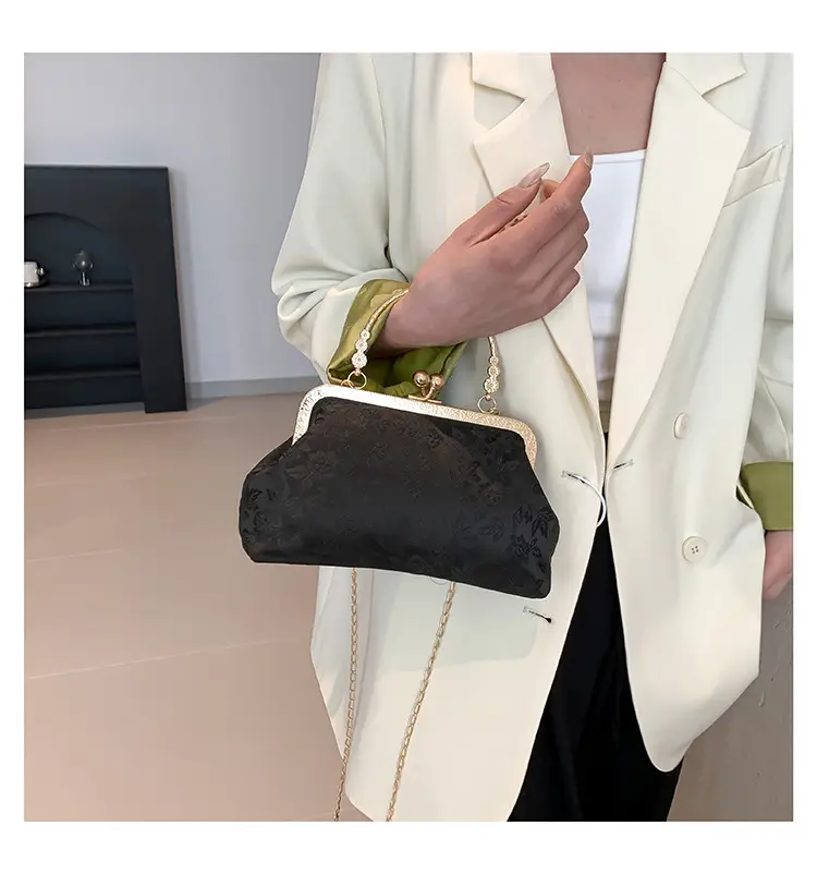 Women's Pink Lace Chain Shoulder Bag 2024 New Arrival — feature 21