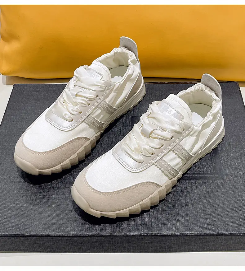 Women's 2024 Super Hot Retro Flat Training Shoes — feature 14