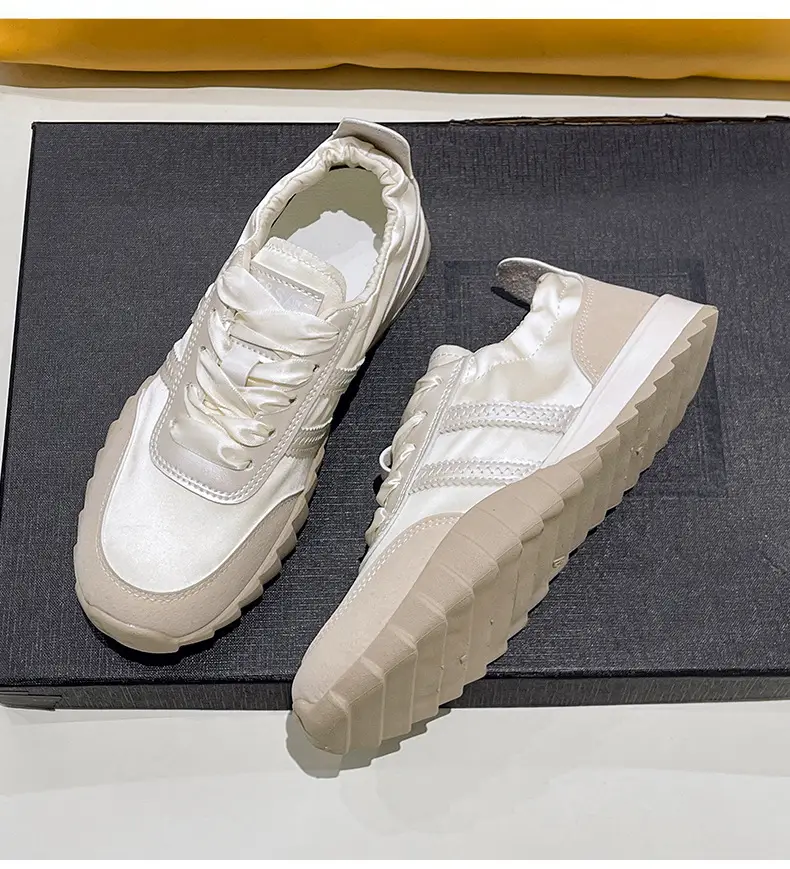 Women's 2024 Super Hot Retro Flat Training Shoes — feature 15