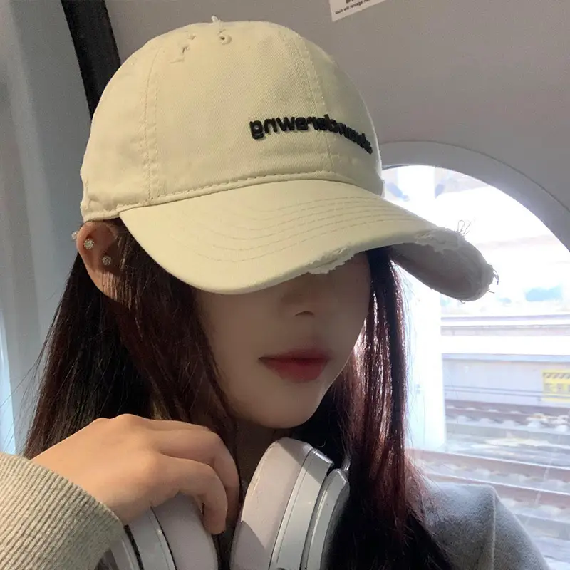 Korean-style Beige Baseball Cap for Women - Image 12