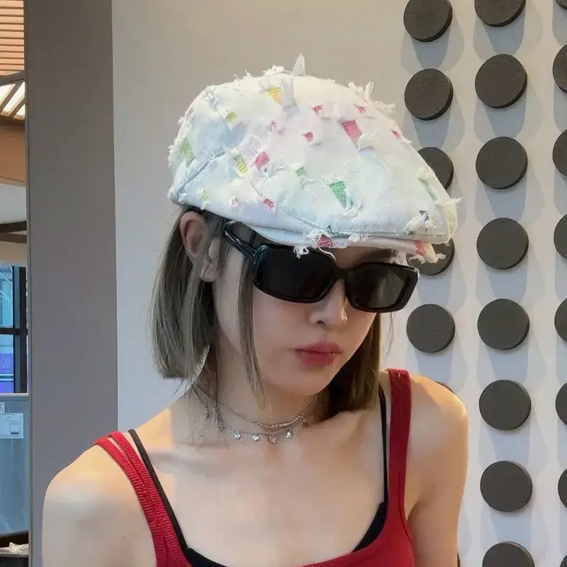 Women's Anti-Face Korean Plaid Beret Cap Small - Image 6