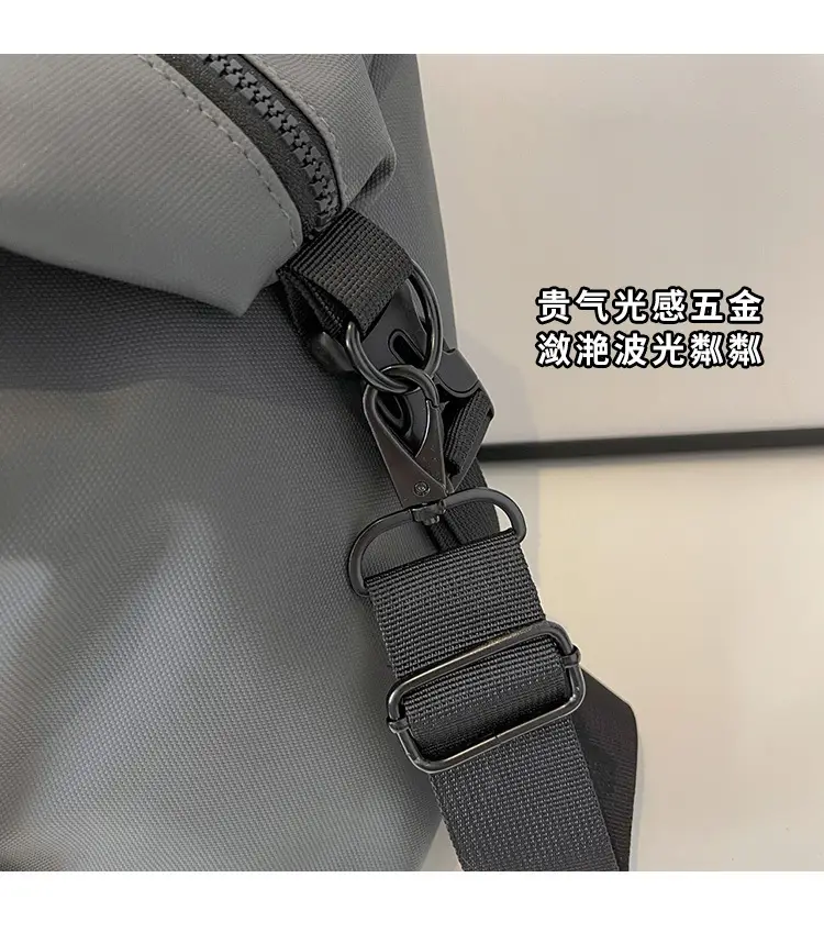 Navy Blue Large Capacity Shoulder Travel Bag — feature 5
