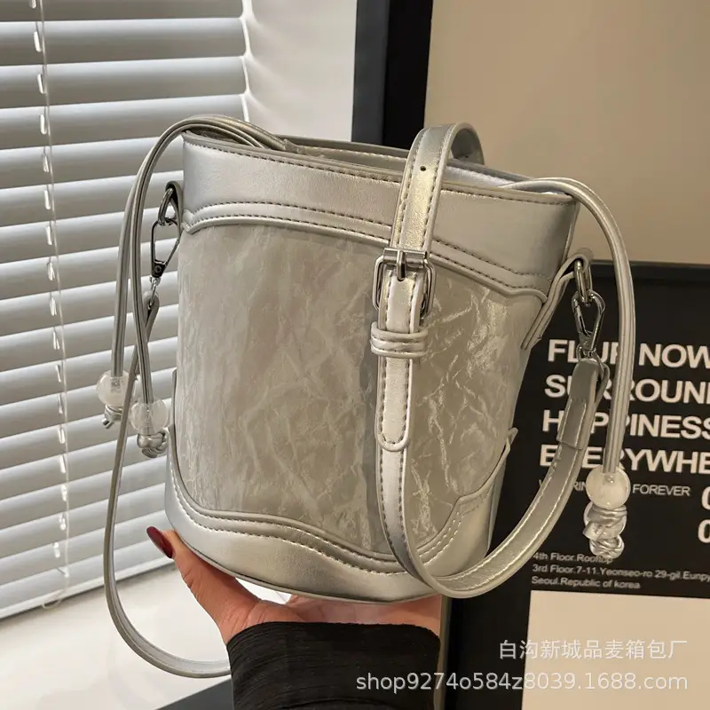 Black French Niche Shoulder Bag for Women 2026 - Image 6