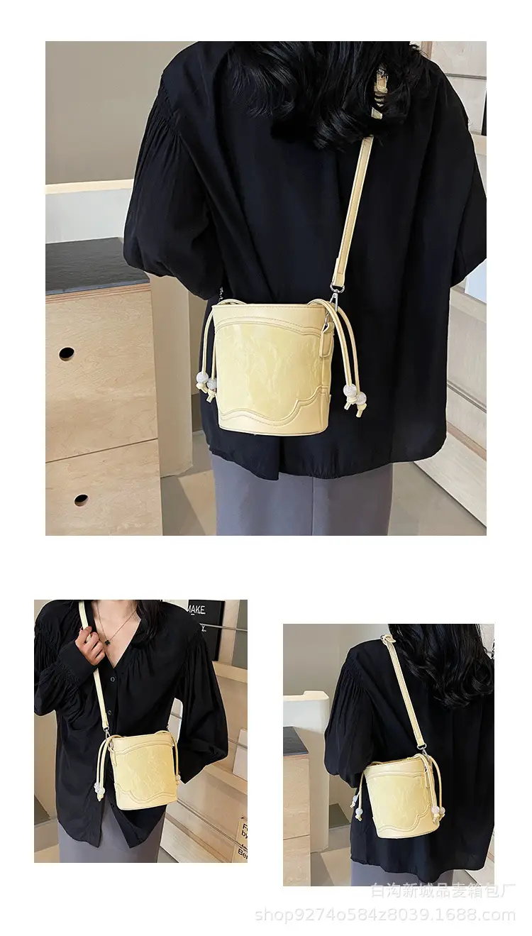 Black French Niche Shoulder Bag for Women 2026 — feature 12