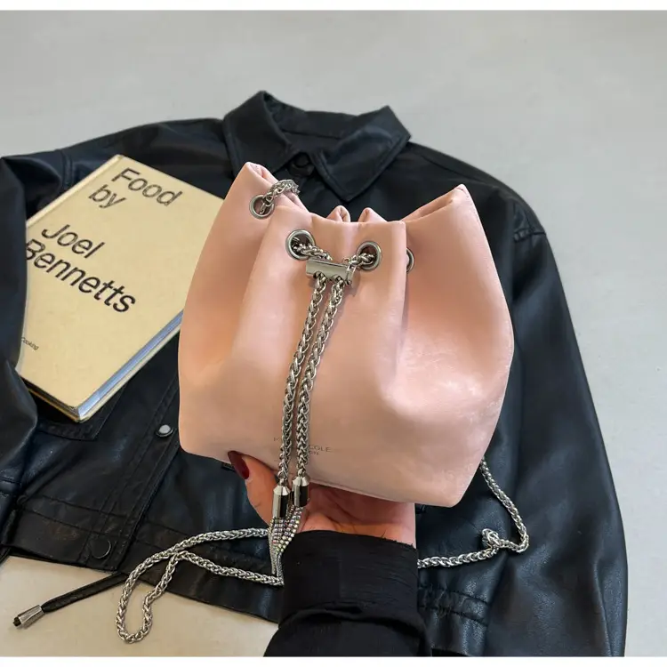 Mini Bag 2026 Summer High-End Chain Tassel Bucket — feature 23