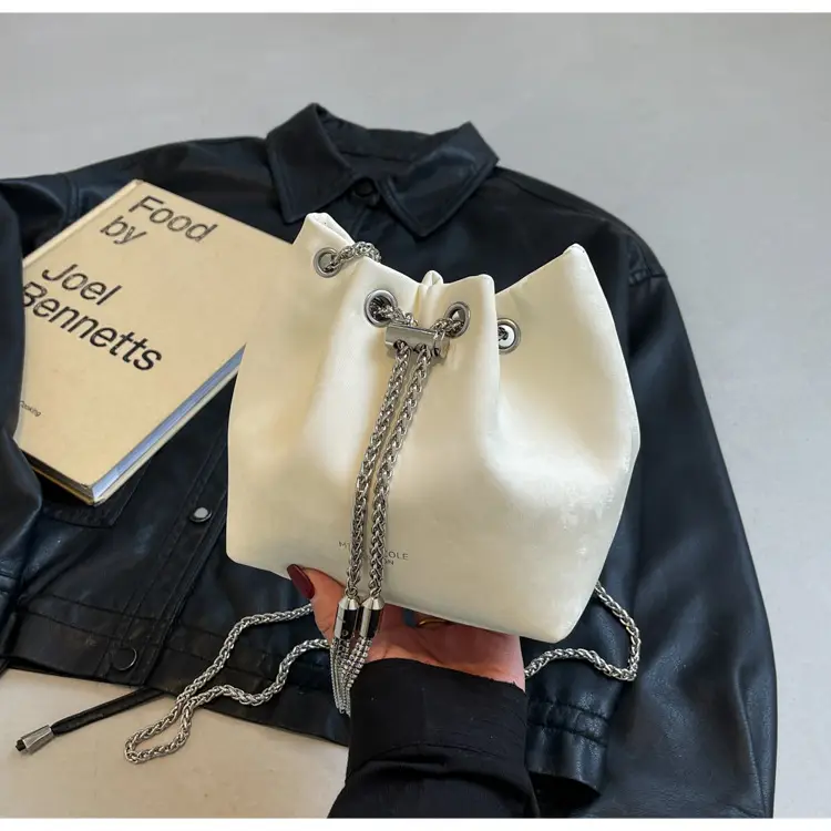 Mini Bag 2026 Summer High-End Chain Tassel Bucket — feature 29