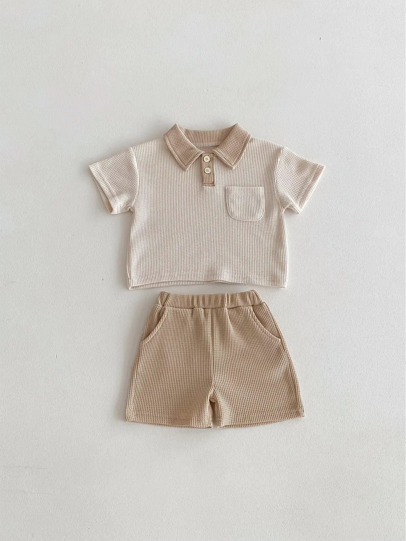 Korean New Boys' Summer Casual Suit Waffle Small Lapel Short-Sleeved T-Shirt Shorts Two-Piece Set - Image 6