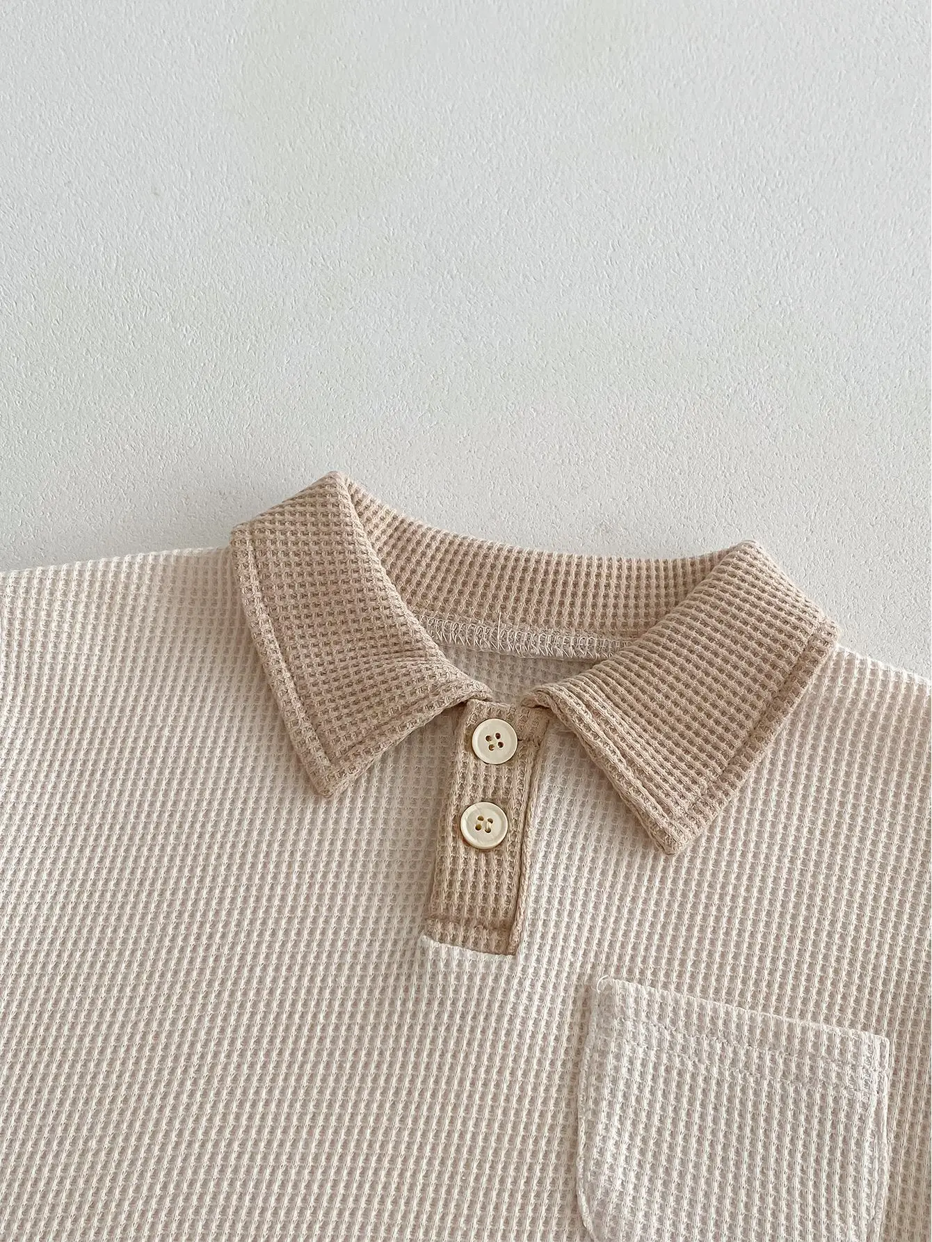 Korean New Boys' Summer Casual Suit Waffle Small Lapel Short-Sleeved T-Shirt Shorts Two-Piece Set — feature 14