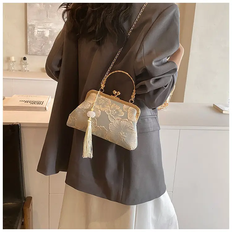 Embroidered Gold Handbag for Women's Evening Party — feature 19