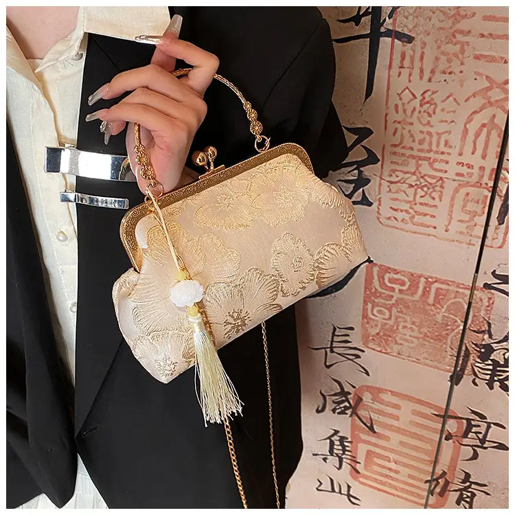 Embroidered Gold Handbag for Women's Evening Party — feature 9