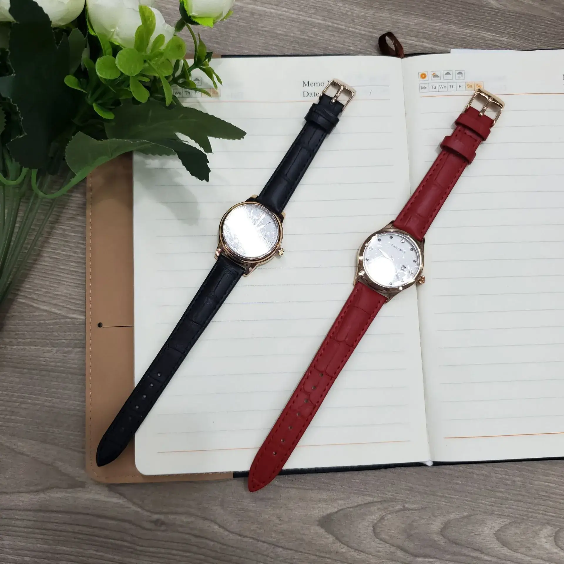 Women's Waterproof Quartz Watch with Calendar - Image 3
