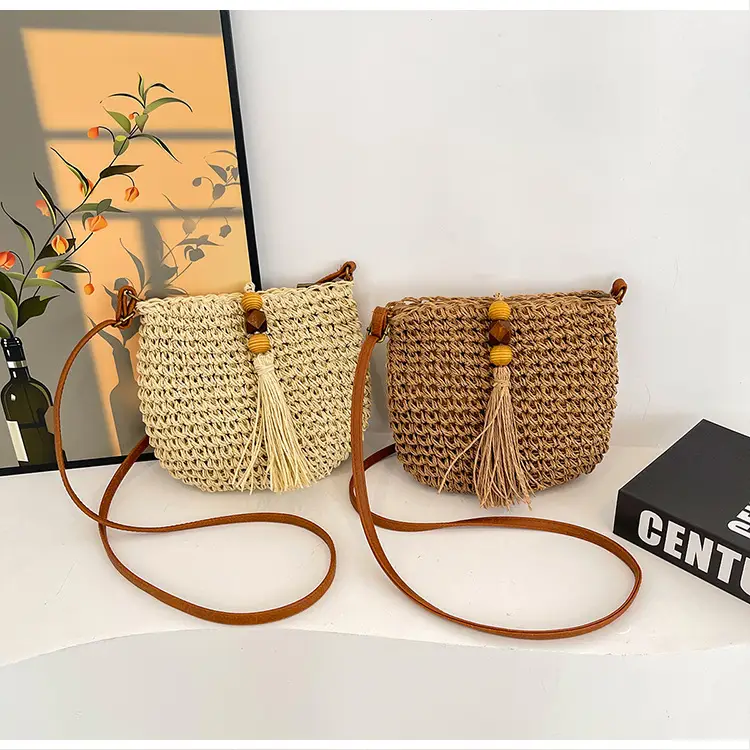Bohemian Straw Tassel Shoulder Bag Brown 2026 — feature 20
