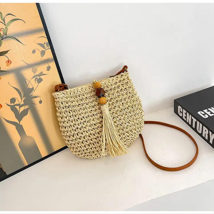 Bohemian Straw Tassel Shoulder Bag Brown 2026 — feature 26