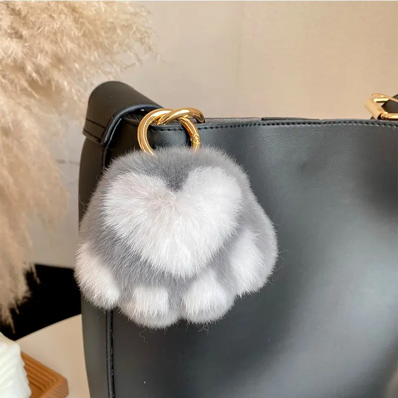 Cat's Claw Faux Fur Keychain Pendant - Image 6