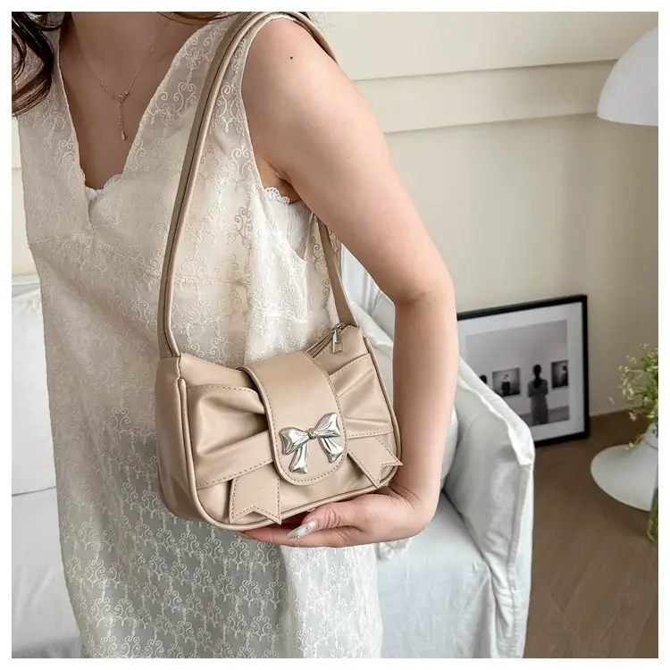 Black Bow Decorated Shoulder Bag for Women — feature 15
