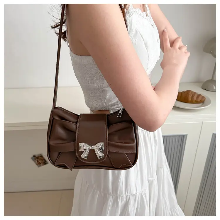 Black Bow Decorated Shoulder Bag for Women — feature 7