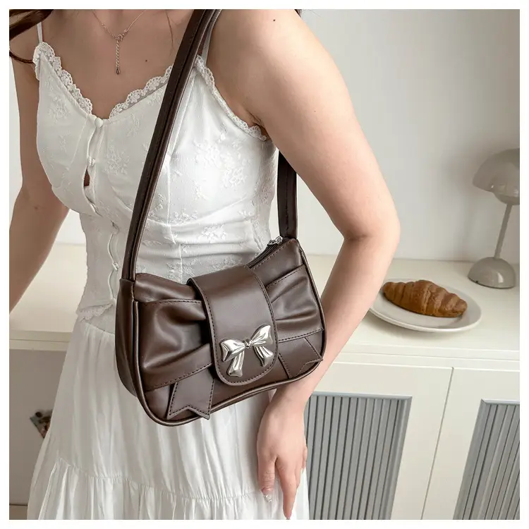 Black Bow Decorated Shoulder Bag for Women — feature 9