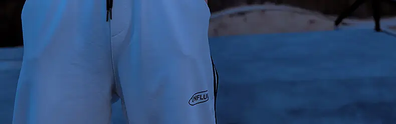 Running Waist Bag for Men Waterproof Light Weight — feature 2