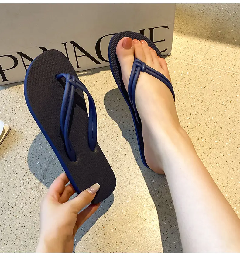 Women's Summer Flip-Flops, Beach Flip-Flops, Breathable and Comfortable, Trendy Ins Style, Flat Sandals — feature 34