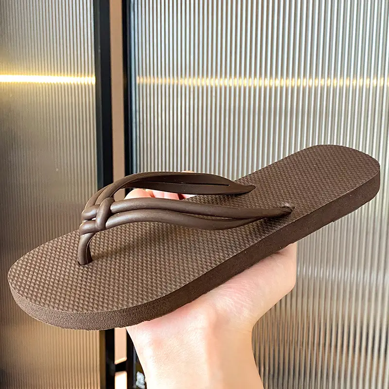 Women's Summer Flip-Flops, Beach Flip-Flops, Breathable and Comfortable, Trendy Ins Style, Flat Sandals - Image 3