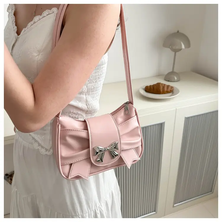 Silver Pleated Bow Shoulder Bag for Women 2024 — feature 11