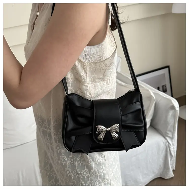 Silver Pleated Bow Shoulder Bag for Women 2024 — feature 14