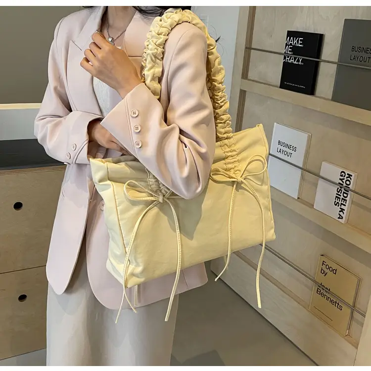Black Pleated Canvas Shoulder Bag for Women — feature 27