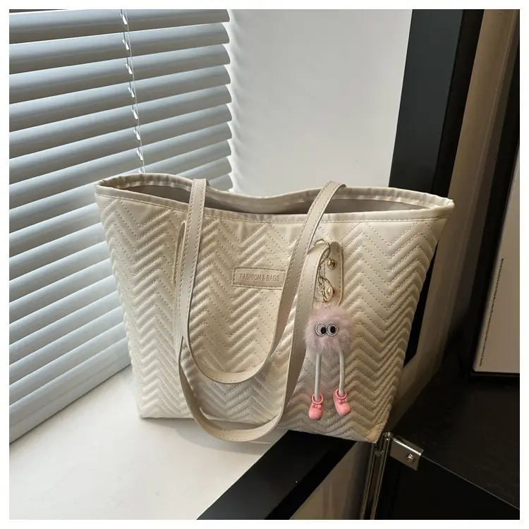 Pink Textured Shoulder Bag for Women Spring New — feature 24