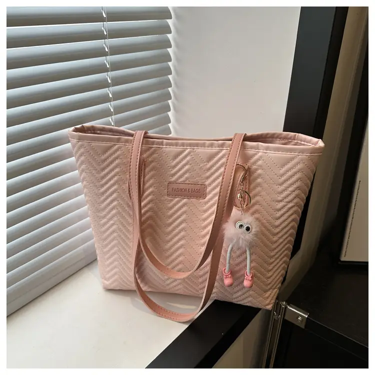 Pink Textured Shoulder Bag for Women Spring New — feature 25