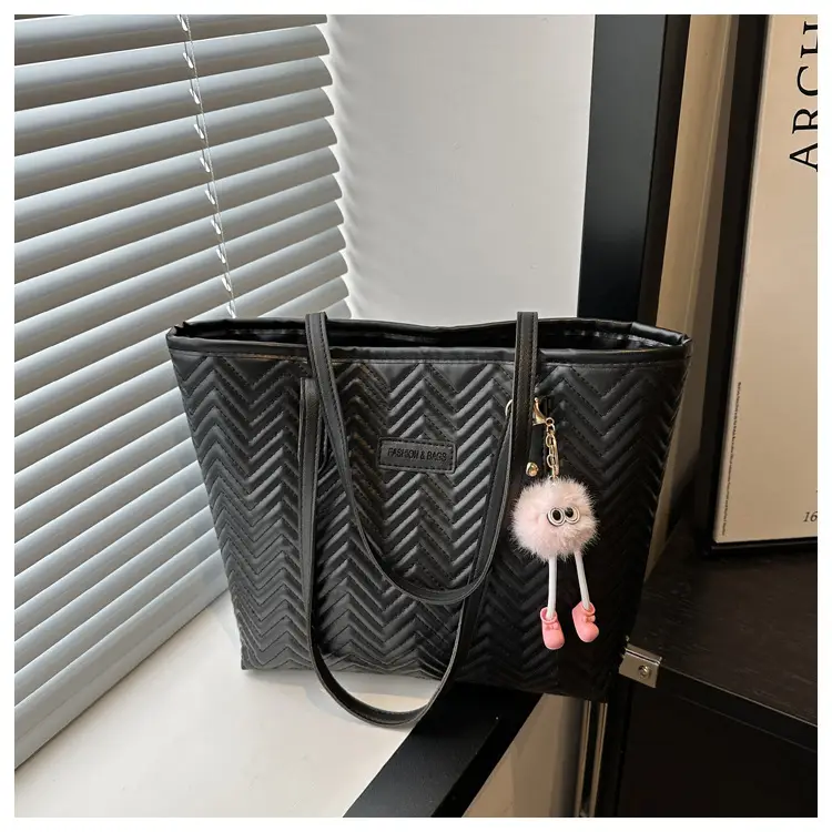 Pink Textured Shoulder Bag for Women Spring New — feature 26