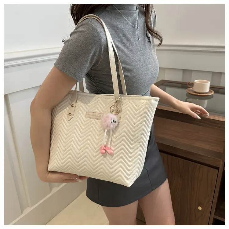 Pink Textured Shoulder Bag for Women Spring New — feature 8