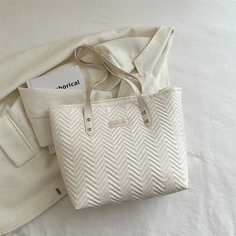 Pink Textured Shoulder Bag for Women Spring New - Image 2