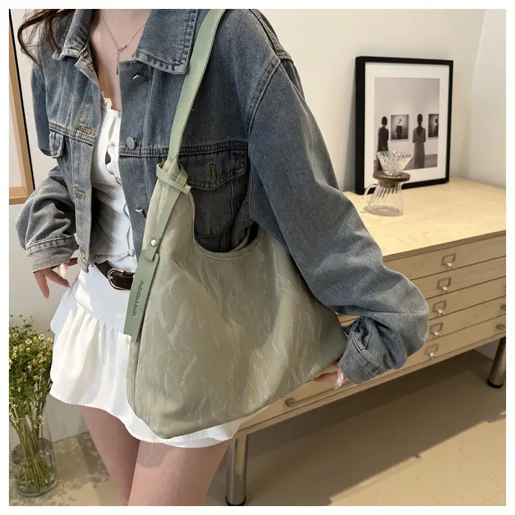 Black Textured Shoulder Bag Women 2024 Spring Summer — feature 15