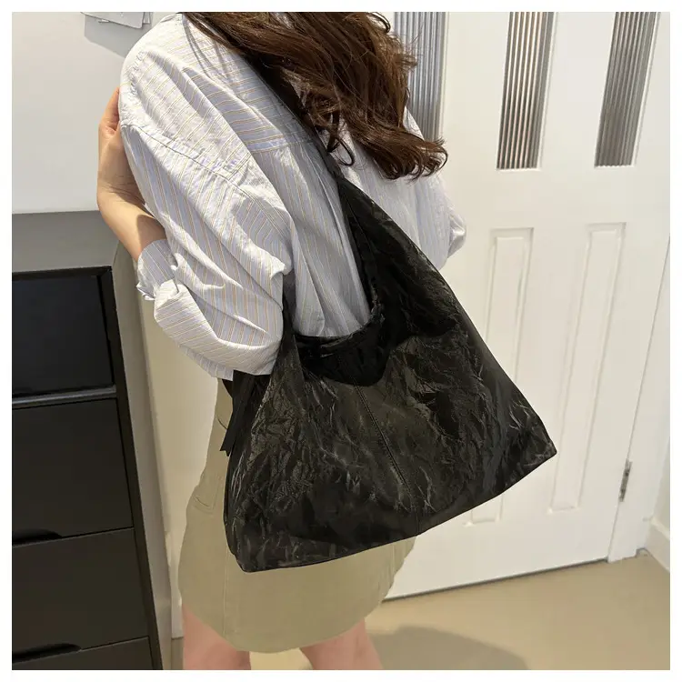 Black Textured Shoulder Bag Women 2024 Spring Summer — feature 22