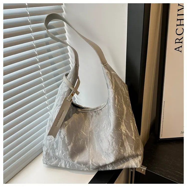 Black Textured Shoulder Bag Women 2024 Spring Summer — feature 28
