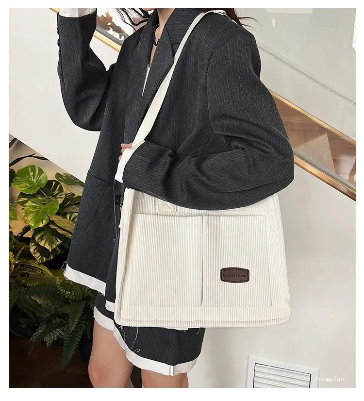 Women's Fleece Crossbody Tote Bag with Wide Strap — feature 1