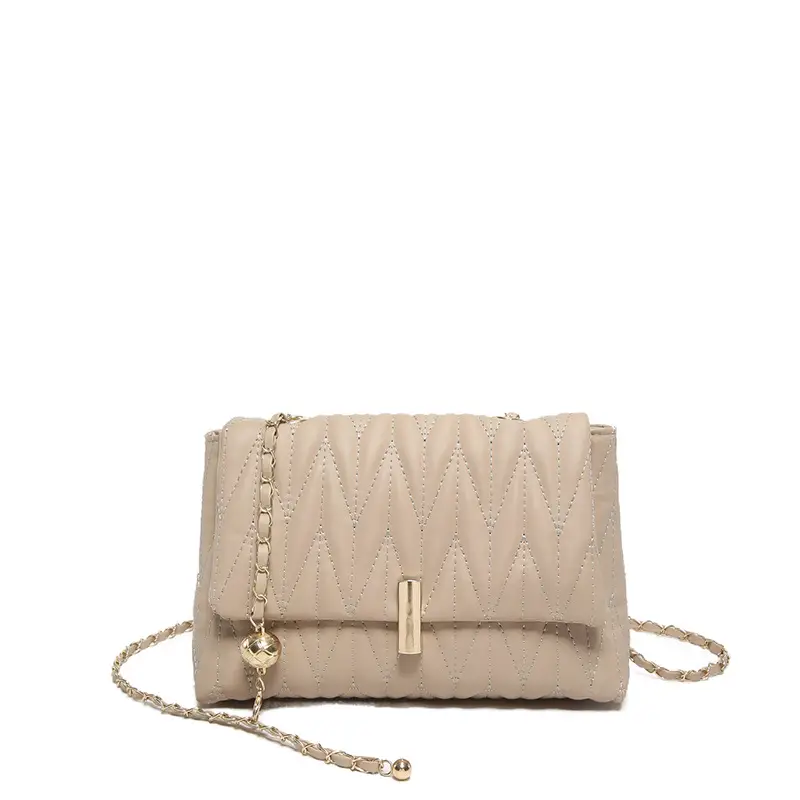 Stylish Silver Pleated Shoulder Bag with Chain - Image 4
