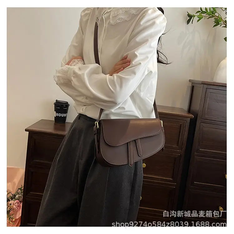 French Niche Retro Double Strap Saddle Bag for Women — feature 14